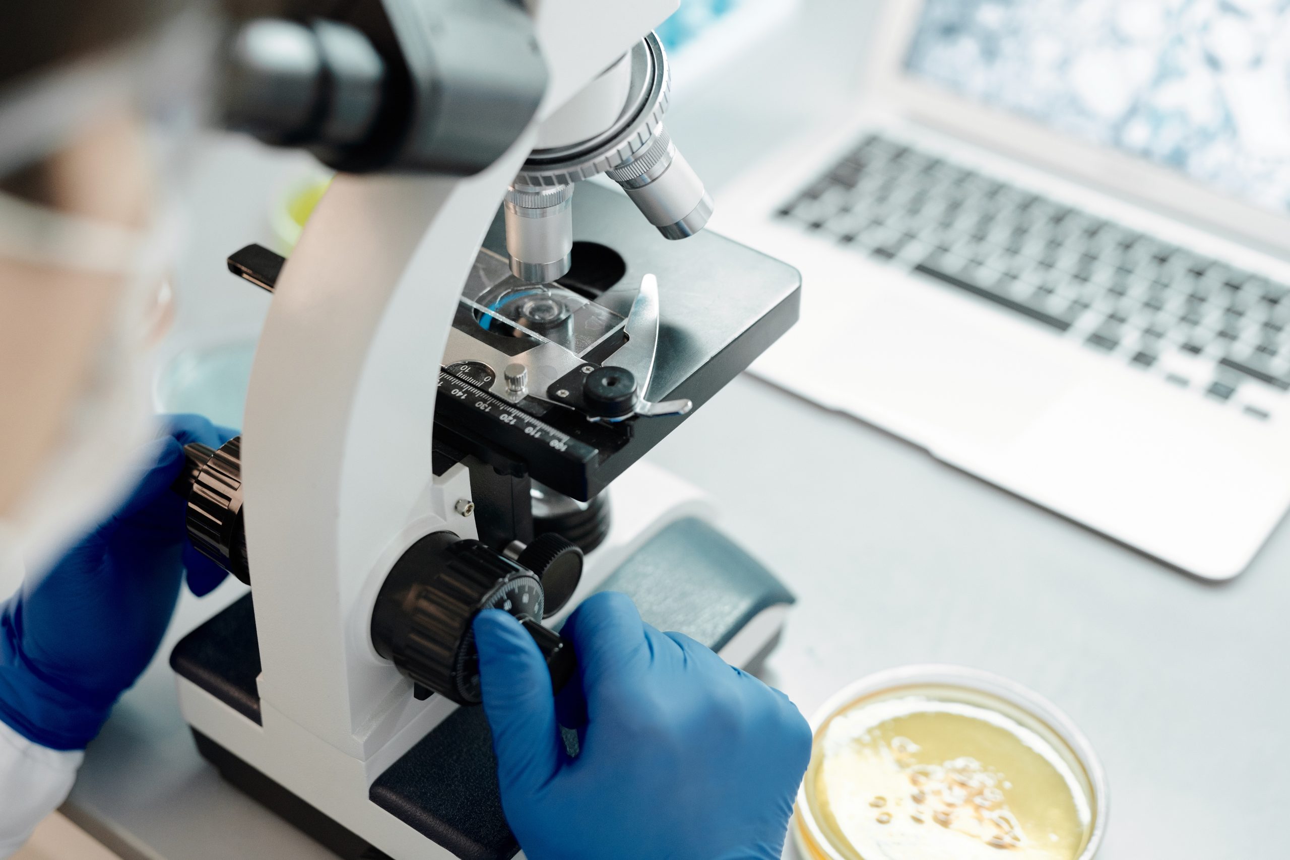 Compañía especializada en el estudio del microbioma busca técnico de laboratorio.
